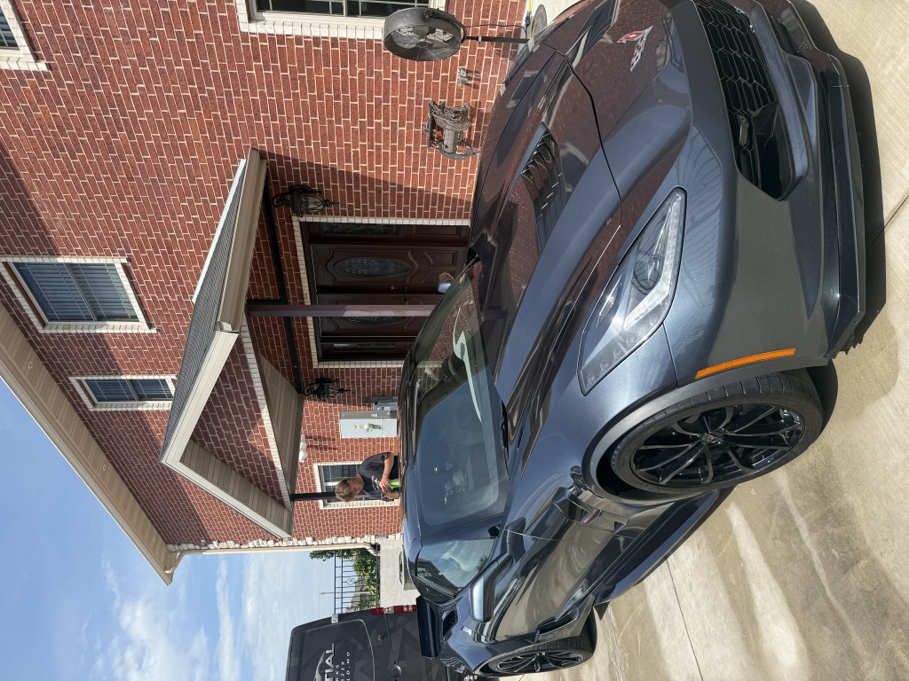Clean exterior vehicle finish
