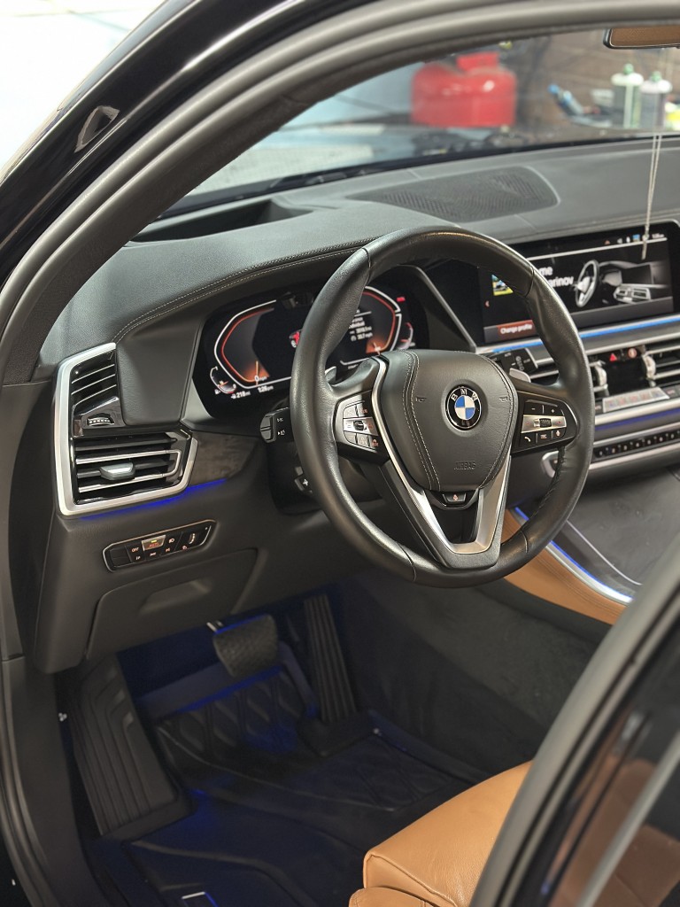 Trim detailing example